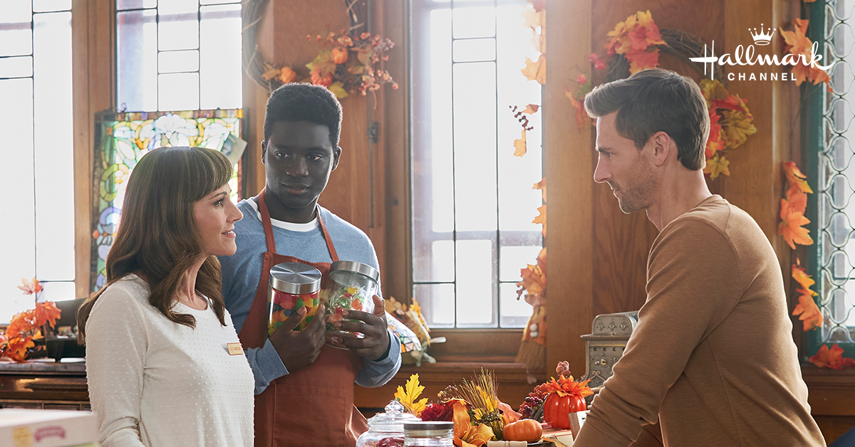 hallmarkchannel's tweet photo. Watch @awalk35 and @nikkideloach in back to back movies, #Hallmarkies! #ThePerfectCatch starts at 6/5c, followed by #SweetAutumn. π https://t.co/ztRl2FQUkf