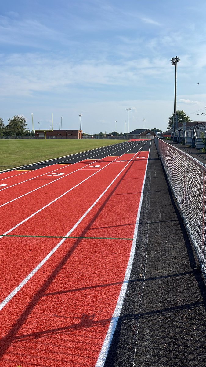 BrentsvilleSpo1's tweet photo. Track is finally done and looking good https://t.co/sHZuSOBqzi