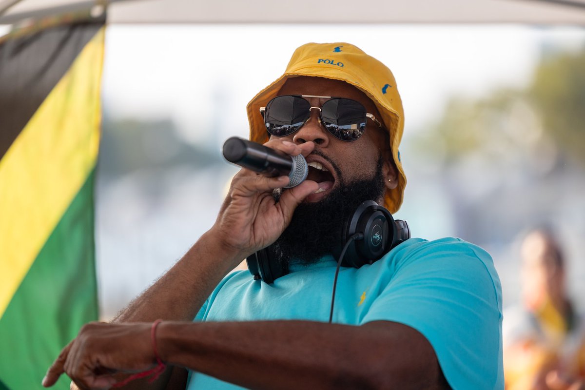 Lee Major at Reggae Under the Bridge