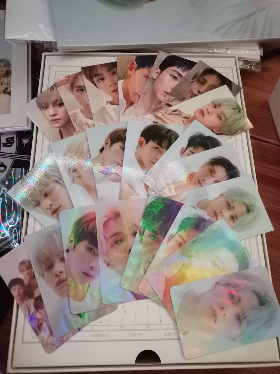 selleingcart's tweet photo. wts lfb wayv nct ph | #selleing

❛ ༉‧₊˚ WayV Season's Greetings 2021
𓏔 complete inclusions, sealed inside
𓏔 14p Desk Calendar + 120p Hard Cover Diary + 2 Folded Poster Calendar set + 2 Sticker set + 14 A4 Poster Set + 12p Mini Brochure + Double-Side Extra Photocards Set https://t.co/06E4fECChw