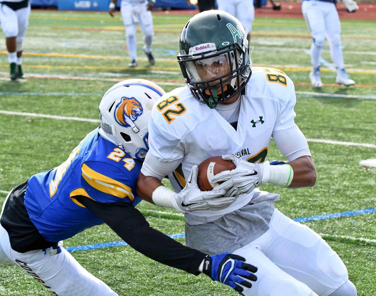 Two Delaware Valley athletes were acquired in the <a href="/XFL2023/">XFL</a>'s #XFLCombine draft today:

LB Vincent DiLeo II - <a href="/XFLGuardians/">Orlando Guardians</a>
WR Aaron Nelson - <a href="/XFLBattlehawks/">St. Louis Battlehawks</a>

OL Cedrice Paillant (Marshall) was also taken by the St. Louis Battlehawks.