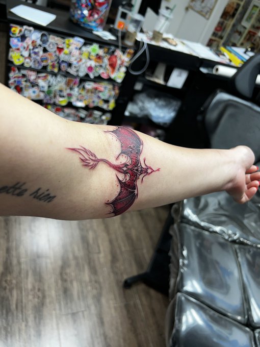 Just got tatted by @Youngisblessed she&rsquo;s so quick &amp; light handed &amp; an amazing tattoo artist.   So glad<a class="tags" target="_blank" title="On Twitter" href="/?out=eyJ0eXAiOiJKV1QiLCJhbGciOiJIUzUxMiJ9.eyJpYXQiOjE3MjEyMTk3NDIsImlzcyI6InR3cG9ybnN0YXJzLmNvbSIsIm5iZiI6MTcyMTIxOTc0MiwiZXhwIjoxNzUyNzU1NzQyLCJyZWRpcmVjdF91cmwiOiJodHRwczovL3R3aXR0ZXIuY29tL1lvdW5naXNibGVzc2VkIn0.9p0Kflh0S3HR0uXY8AIkjKY05nIvjLnwTpbCBd40eHzw5GqGP7GkHRYQ4Oh2H8MALPRx9WAImhoZMcI-wRwpyg">@Youngisblessed</a><a href="/tag/coverup"class="tags"><span>#coverup</span></a><a href="/tag/newtattoo"class="tags"><span>#newtattoo</span></a><a href="/tag/newink"class="tags"><span>#newink</span></a>