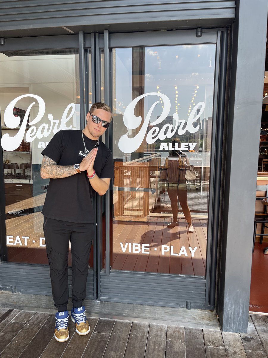 Bobby_Joe_14's tweet image. Wherever I go…there will be PEARLs #PEARL #TTP #NewYork #Precise #Efficient #Accurate #Reliable #Longsnap