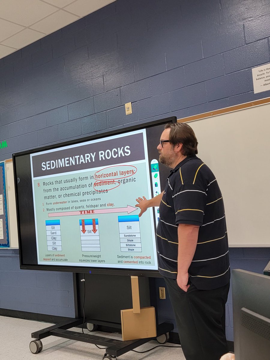 Amber Hinkel tweet media