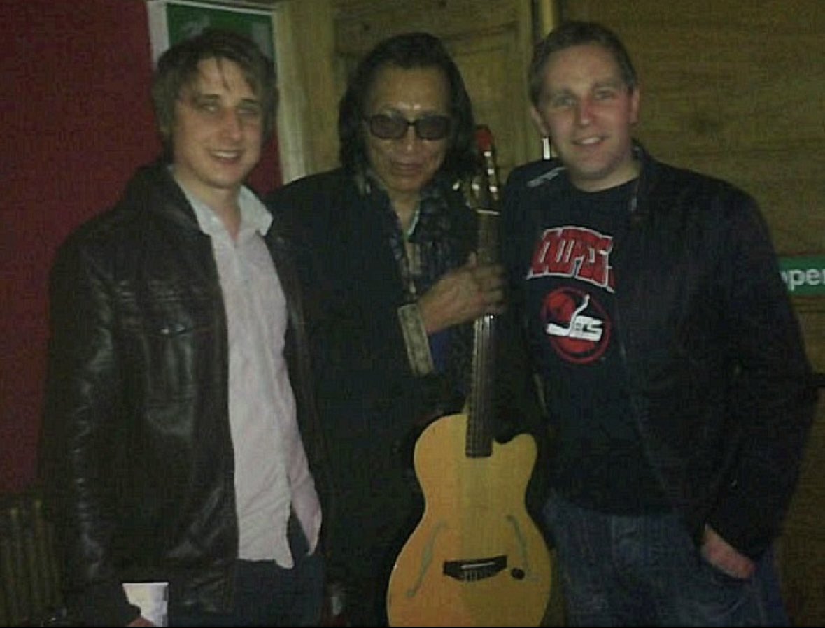 RoostersOl's tweet photo. 07/12/09 w/ @udigower
One of my most memorable gigs @DeafInstitute
#RIPRodriguez https://t.co/lBoStVxVje