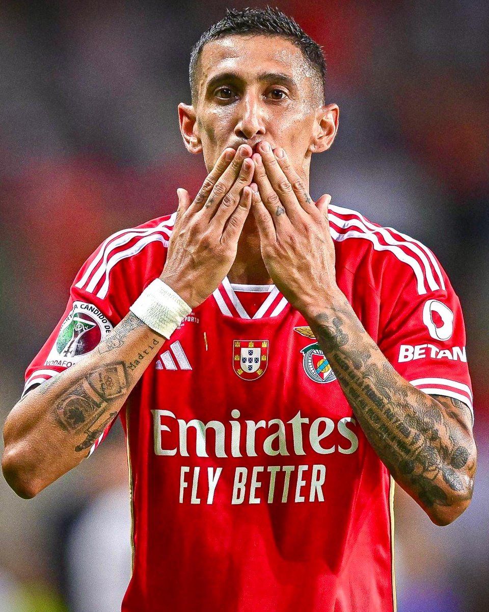E foi o “velho” Di Maria que os f**** ! 🦅