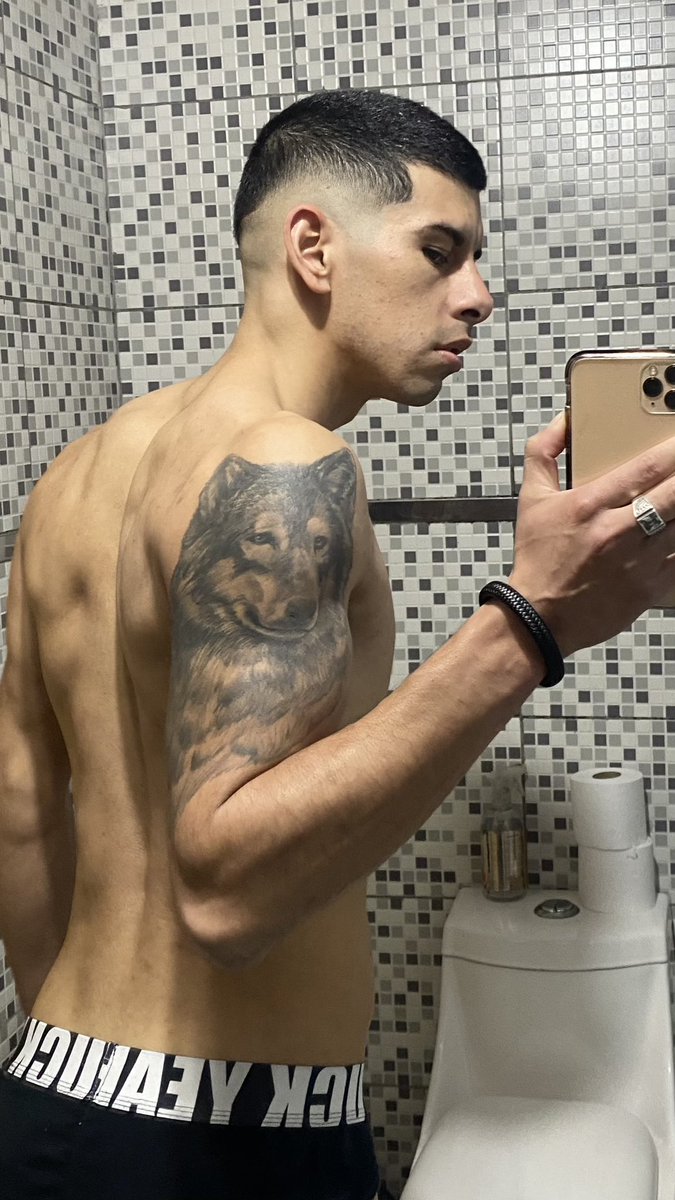 Fran2021_'s tweet photo. Que hoy todo lo bueno te siga bb. https://t.co/dncWXXyAsn