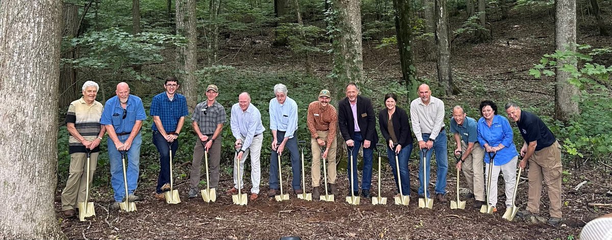 RealAsheChamber's tweet photo. Blue Ridge Conservancy Breaks Ground on Paddy Mountain Park Trail

Blue Ridge Conservancy (BRC) held a groundbreaking at the site of the new Paddy Mountain Park trail in West Jefferson as part of Year of the Trail NC Trail Days. https://t.co/NaBOMmoK1f