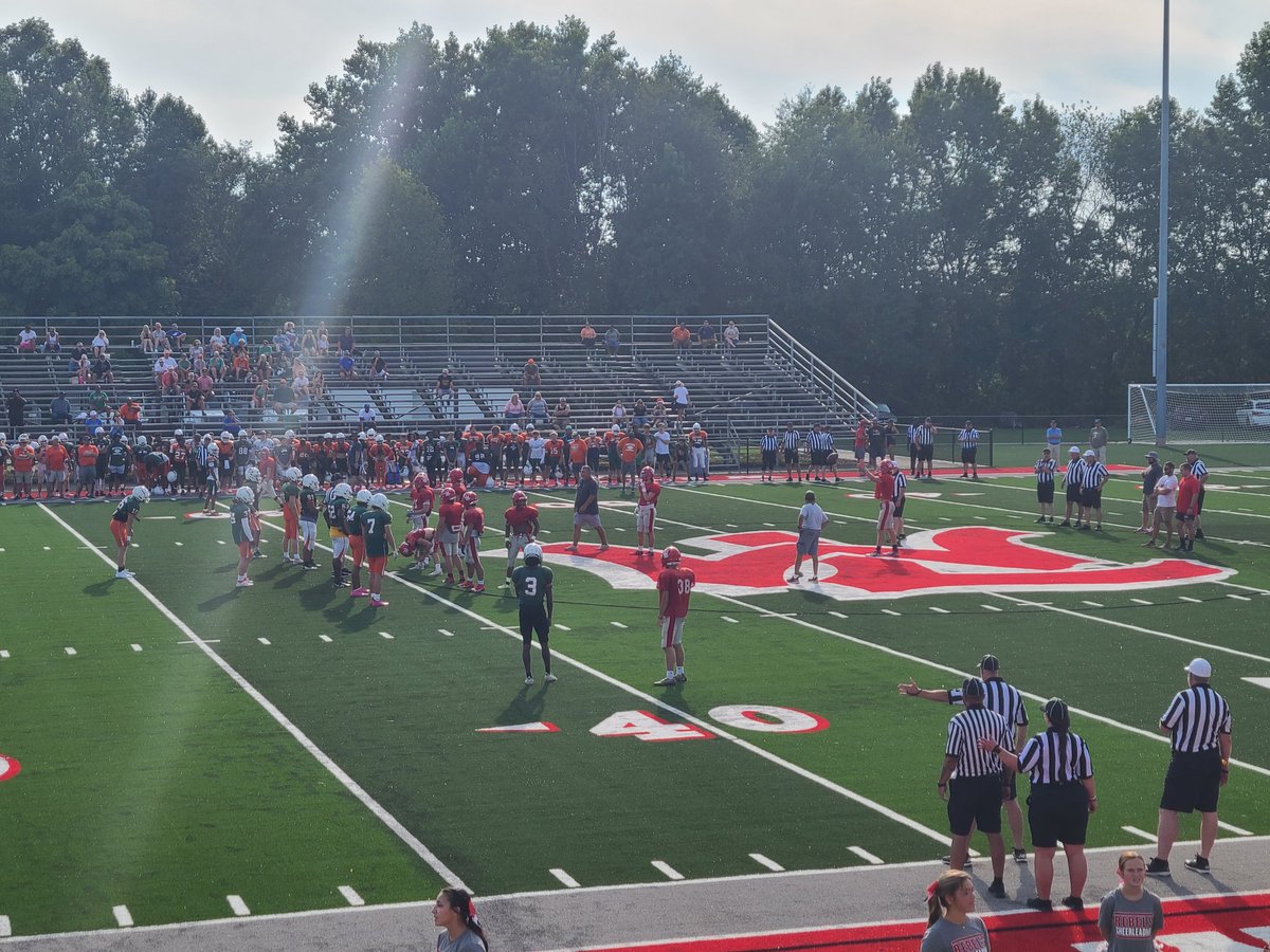 DrAaronAllen1's tweet photo. Inaugural football scrimmage between @wlincolnhs and @eastlincolnfb on the new turf. Everyone's getting adjusted to the new field conditions and new roles for the new season.
Exciting times for both teams.
#engage https://t.co/4oKQ2f3FZp