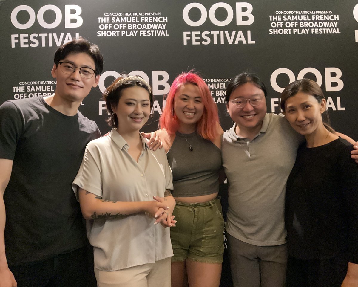 OOBFestival's tweet photo. We're ready for another night of incredible plays! Our first session tonight features Jung by Matthew Chong, Freestyle Hand Entry by Elise Wien, my barricade by @MRoniRagone and DRAWBRIDGE by @backroadshmal. https://t.co/i24JKLFH6T