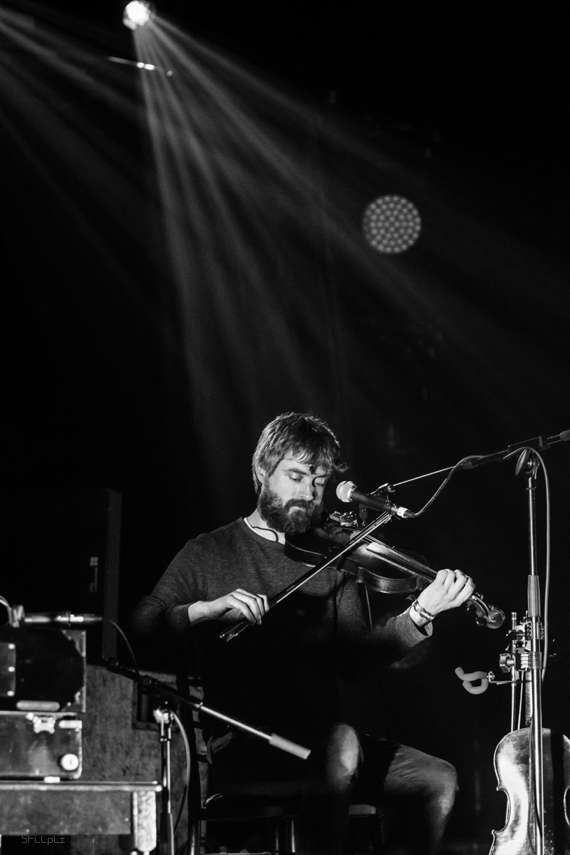 A @LankumDublin show has it all. If I drew up a list of my 10 favourite live shows over 30 years, Lankum would have 5 in there I reckon. (@alazarussoul might have the other 5😃) Some shots from @ATNfestival 04.08.23. @GildedALM