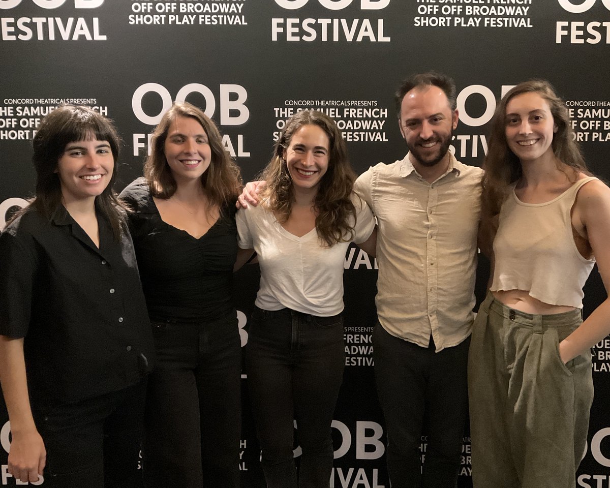 OOBFestival's tweet photo. We're ready for another night of incredible plays! Our first session tonight features Jung by Matthew Chong, Freestyle Hand Entry by Elise Wien, my barricade by @MRoniRagone and DRAWBRIDGE by @backroadshmal. https://t.co/i24JKLFH6T