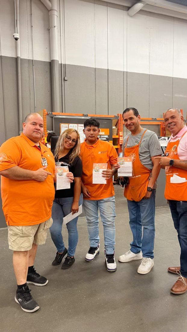 Great Teamwork Enrique Jonathan and Pedro. 0950. <a href="/RICHNYMETRO/">RICH MONTAGUE</a> <a href="/AlucardV82/">Oskar Tlatelpa</a> <a href="/Kamil_J51/">Kamil Jalil</a> <a href="/TAQUIESHAR/">TaQuiesha</a> <a href="/ginalayl08/">Gina MET SUP 0950</a>