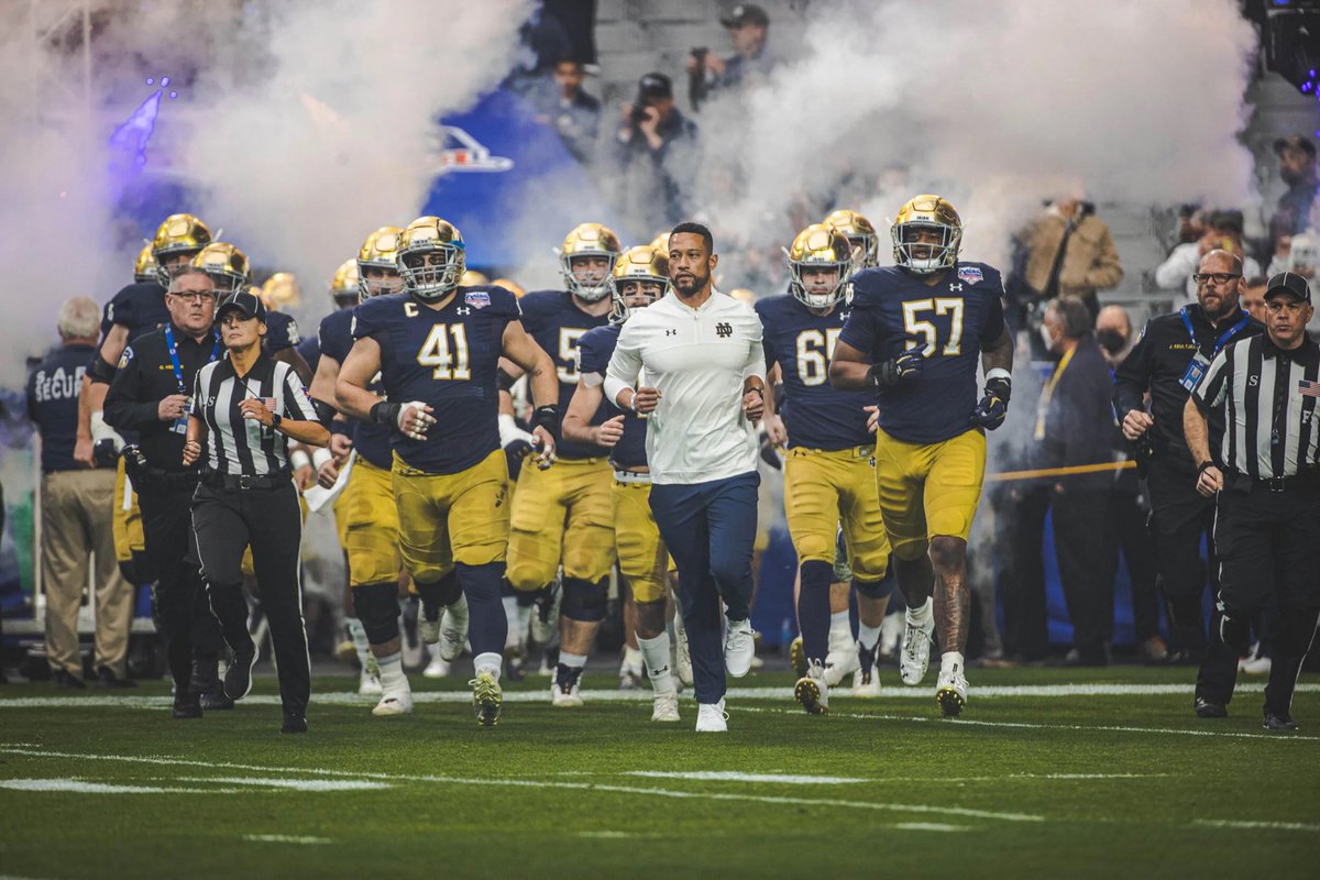D_shanklin42's tweet photo. #AGTG After a great conversation with @CoachWash56 i am blessed to receive a(n) scholarship offer from THE University Of Notre Dame☘️ @mikekirschner1 @KyleNeddenriep @NickSebas_ @cdc372 @Rivals_Clint @WarriorNation_1 @WarriorStrengt3 @DemetricDWarren @911WEDM @NDFootball https://t.co/MsjGGpvjKe