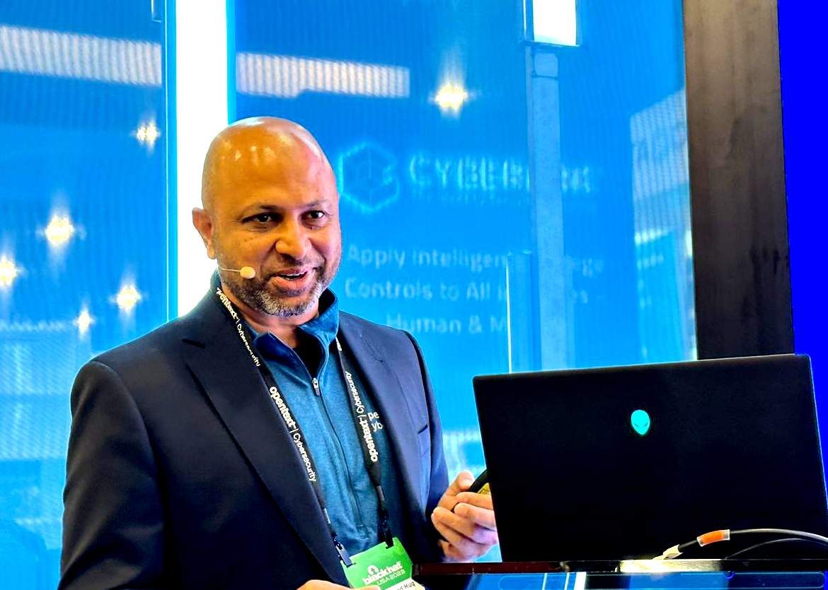 OpenTextSec's tweet photo. #BHUSA: Come meet the team that is challenging the status quo in #cybersecurity.
We're hosting a range of in-depth #infosec talks in booth #2528, along with demos of #BrightCloud, #Voltage, #NetIQ and other products from our holistic portfolio.
#BlackHat2023 #BlackHatUSA https://t.co/XrHYNSyroC