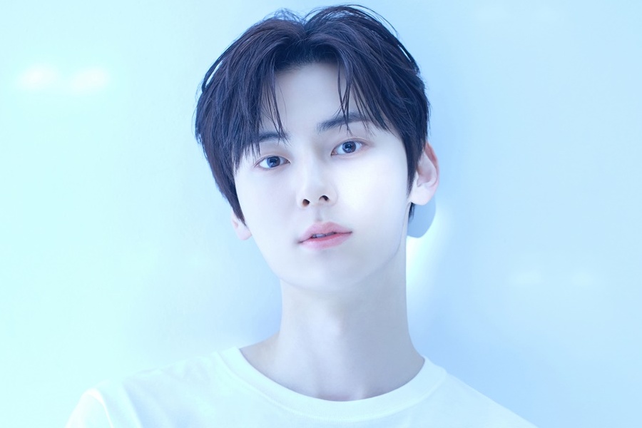 soompi's tweet photo. #HwangMinhyun Confirmed To Lead New Drama Based On Webtoon "#StudyGroup"
https://t.co/qeyDxT4aGq https://t.co/orrCfYb7lm