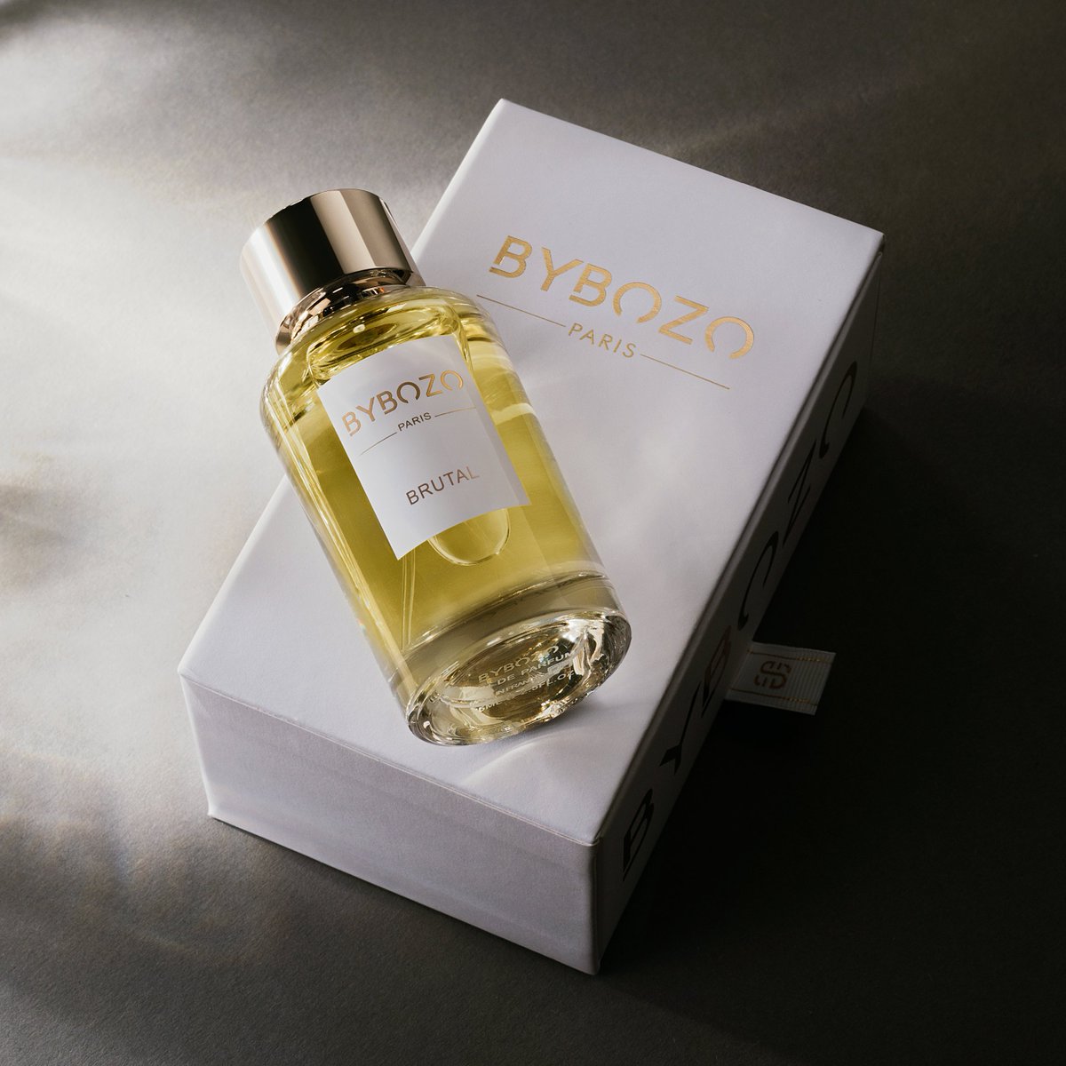 ByBozoksa's tweet photo. #عطور_باي_بوزو الفرنسية الآن في السعودية  #bybozo_not_a_girl #eternal_rainbow #amsterdam_weekdays #joker #immoral #topless #decent #black_mafia #in_law #red_squared #rival_in_love #richness #sea_breeze #brutal #dateinparis #habibi #french_kiss #parfum #parfum_bybozo #عطور_بيبوزو https://t.co/YMghNDvC7r