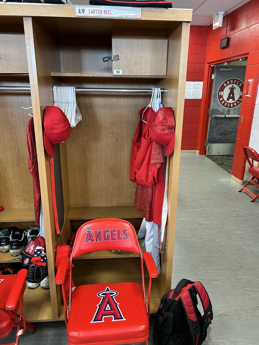 HUGE Congratulations to Carter Rees on signing a professional contract with the Los Angeles Angels! Carter had a great year for us and has a bright future! As good as he is on the mound, he’s an even better person. Can’t wait to see what he can do for the @Angels! @CarterRees13