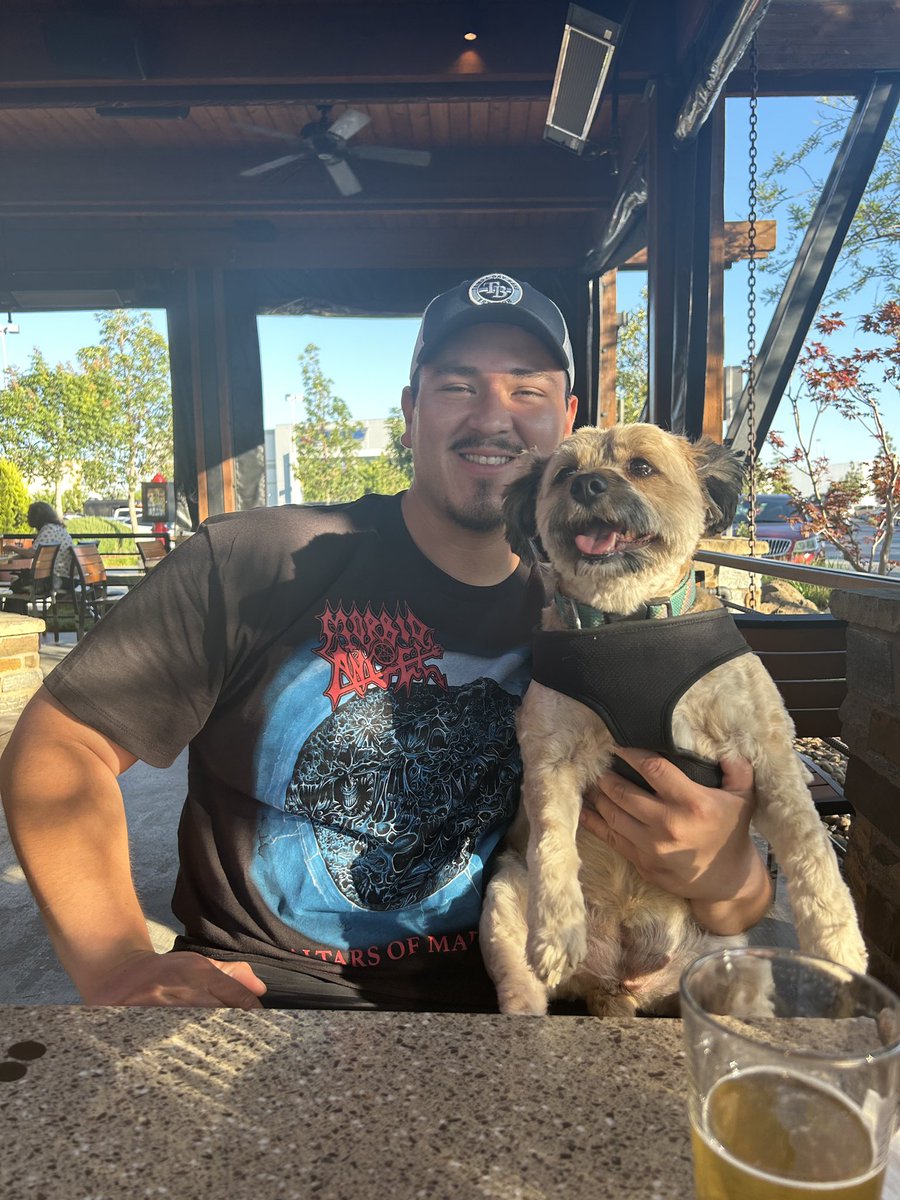 musturdtiger's tweet photo. I love my dog https://t.co/5Y7vCjGnG0