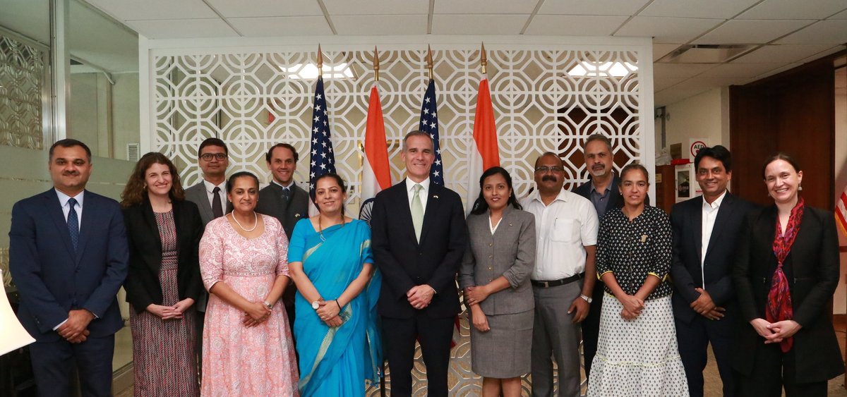 I met public health experts from India’s Field Epidemiology Training Program. Together @CDCGlobal and India FETP help build a robust public health workforce. Through a strong U.S.-India health partnership, we can better prevent, detect, and respond to global health threats.…