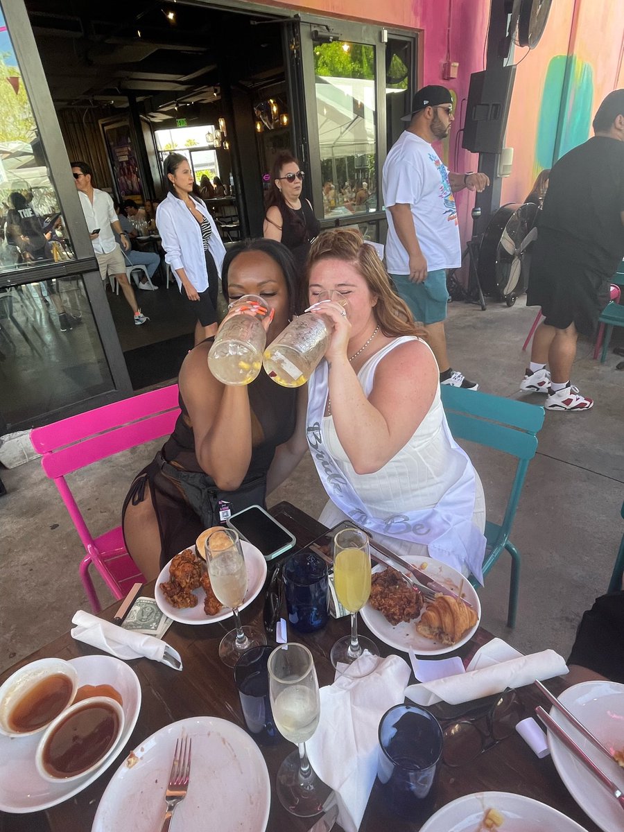 _jadoretee's tweet photo. I have no concrete evidence but I’m pretty sure it was when @amandamoserr and me drank the bottomless sangria straight from pitcher at this drag brunch in Miami 😂 https://t.co/qCaTxdQV6A