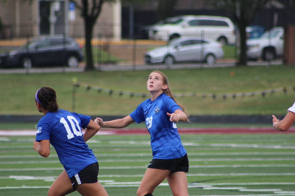 CSCwomensoccer's tweet photo. Happy birthday Ellie! The definition of lead by example. Enjoy your day kid ! https://t.co/RGn7036k8C
