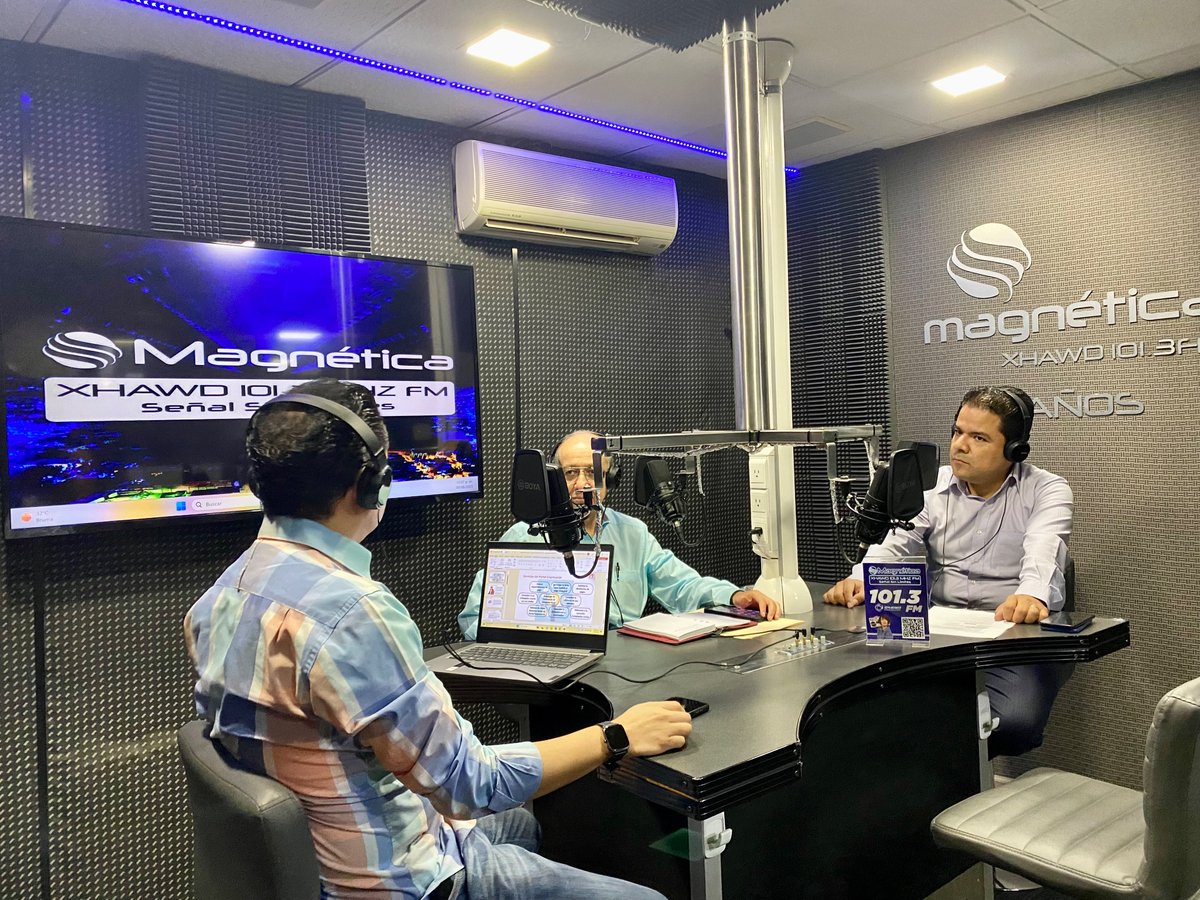 MarioRojasHdz's tweet photo. Hoy estamos @magneticafm para hablar de los trámites y servicios que ofrece Infonavit a nuestros derechohabientes y acreditados en el programa #VínculosIndustriales #InfonavitSLP #CréditoInfonavit https://t.co/io8H8qA4oB