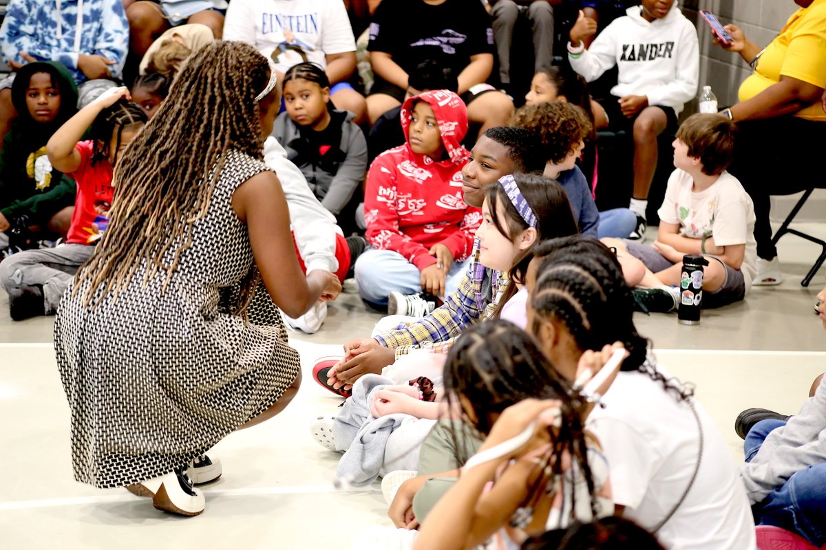 Dr. Avis Williams tweet media