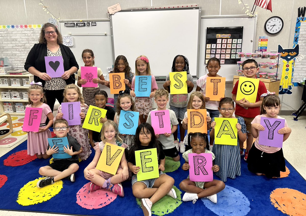 HeatherTechFan's tweet image. Outstanding first day @EthridgeES where we are #wildaboutlearning ! It was amazing to see so many faces that I missed over the summer! It is going to be an awesome year! #lisdb2s23 #betheone