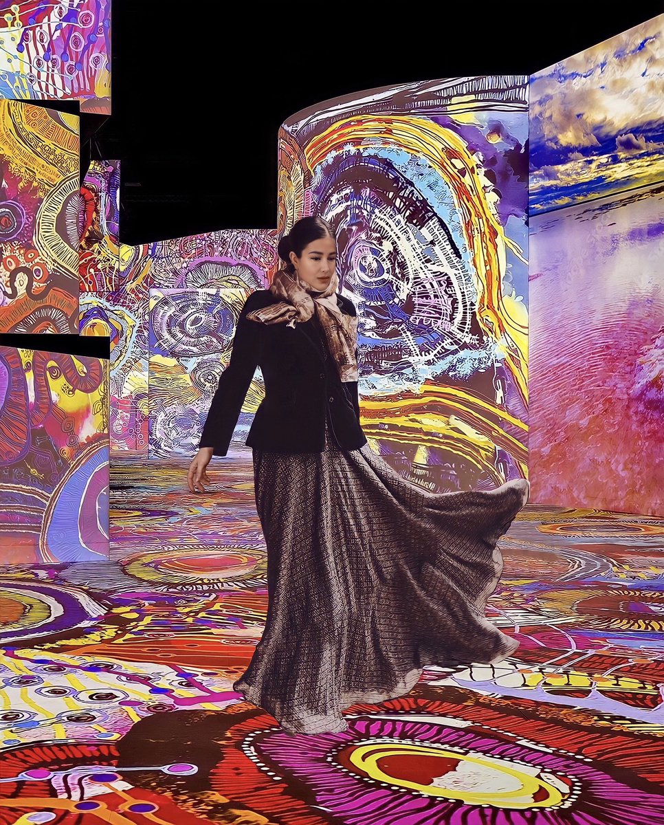 RuizGabz's tweet photo. ☙ Thank you to THE LUME Melbourne
{@thelumemelbourne } for bringing us to connect — I learnt so much, and have still much to learn ☙

—  Find me Surrounded by the art of Artist Jackie Wirramanda.
Language  Group: Wergagia &amp; Djupagulk Gunditj, Tatiara people• https://t.co/B2isjjexvV