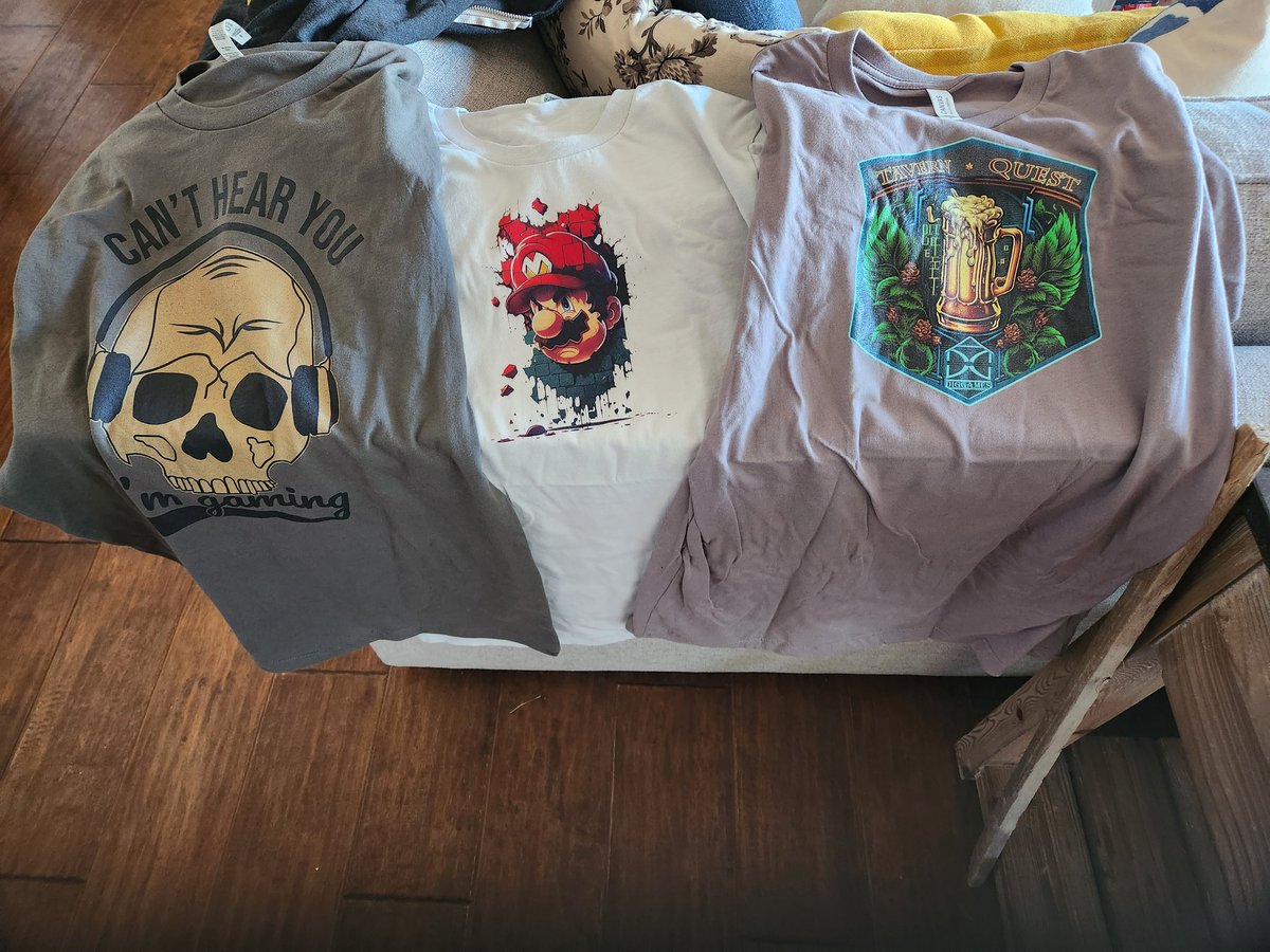 jprate's tweet photo. #wednesdaythought, pick yourself up some cool game themed clothing at https://t.co/Bf9Si8vg9k #gaming #gamers https://t.co/myhOwRhS6J