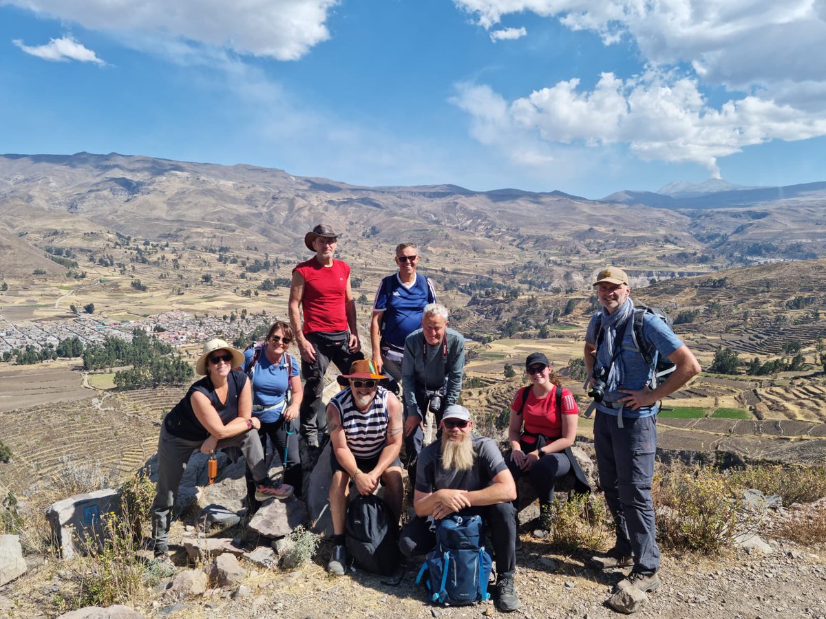 joskeijsper's tweet photo. Vandaag begonnen in Cruz del Condor! MAGNIFIEK!!!! Daarna een hiking trail gedaan van 8km van Yanque naar Corporaque en geëindigd in een thermaal bad! Wederom een topdag! #cruzdelcondor #yanque #corporaque #hiking #trail #bergieopbergieaf https://t.co/DXr8xdmL2O