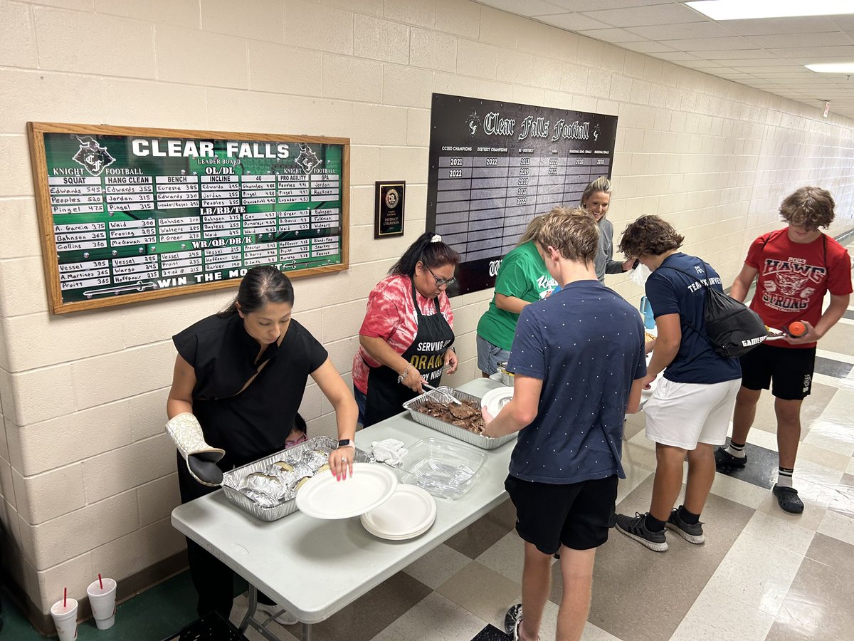 ClearFallsFB's tweet photo. A special thanks to our Booster Club for cooking steak dinners for our winning SWAT team, Team McGowan, and perfect SWAT attendance players! https://t.co/1gpS9sI4m1