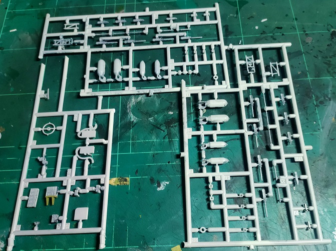 WartsNAllModels's tweet photo. #BringingUp the #details on the #revell #172scale #memphisbelle #B17 on the https://t.co/cqPPEWXFpY #livestream in 30 minutes (9.30am ACST, 6pm MDT, CST) Pop past and chat! #scalemodel #ww2 #bomber #USAF #boeing #b17flyingfortress #flyingfortress #8thAirForce #Mighty8th https://t.co/uy7b4BIJLh