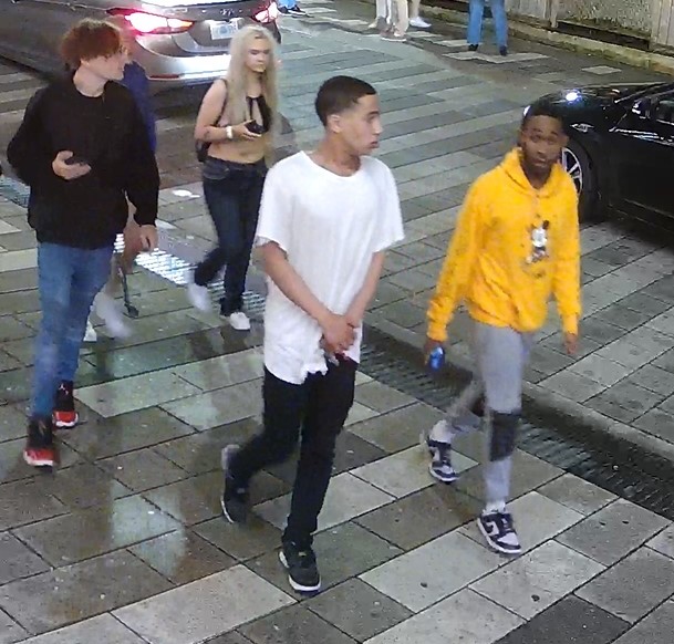 haligonia's tweet photo. 🌃 Headlines | Police release photos of 5 suspects in Argyle Street attack https://t.co/7VS8iKyQZO https://t.co/h5o7pQ8fjq