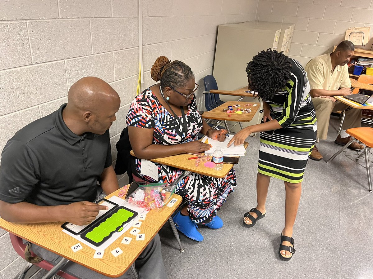 Steven Thomas tweet media