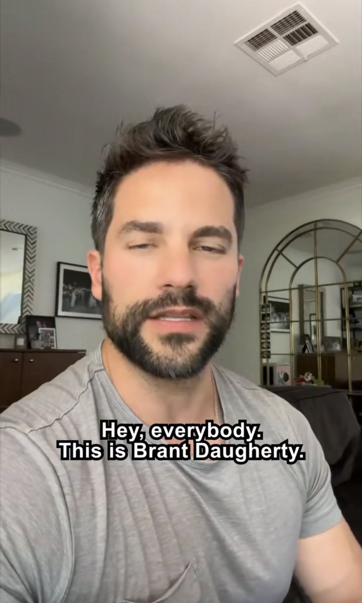 333ammilk's tweet photo. Hey, everybody. This is Brant Daugherty. https://t.co/n6mps8ILf9