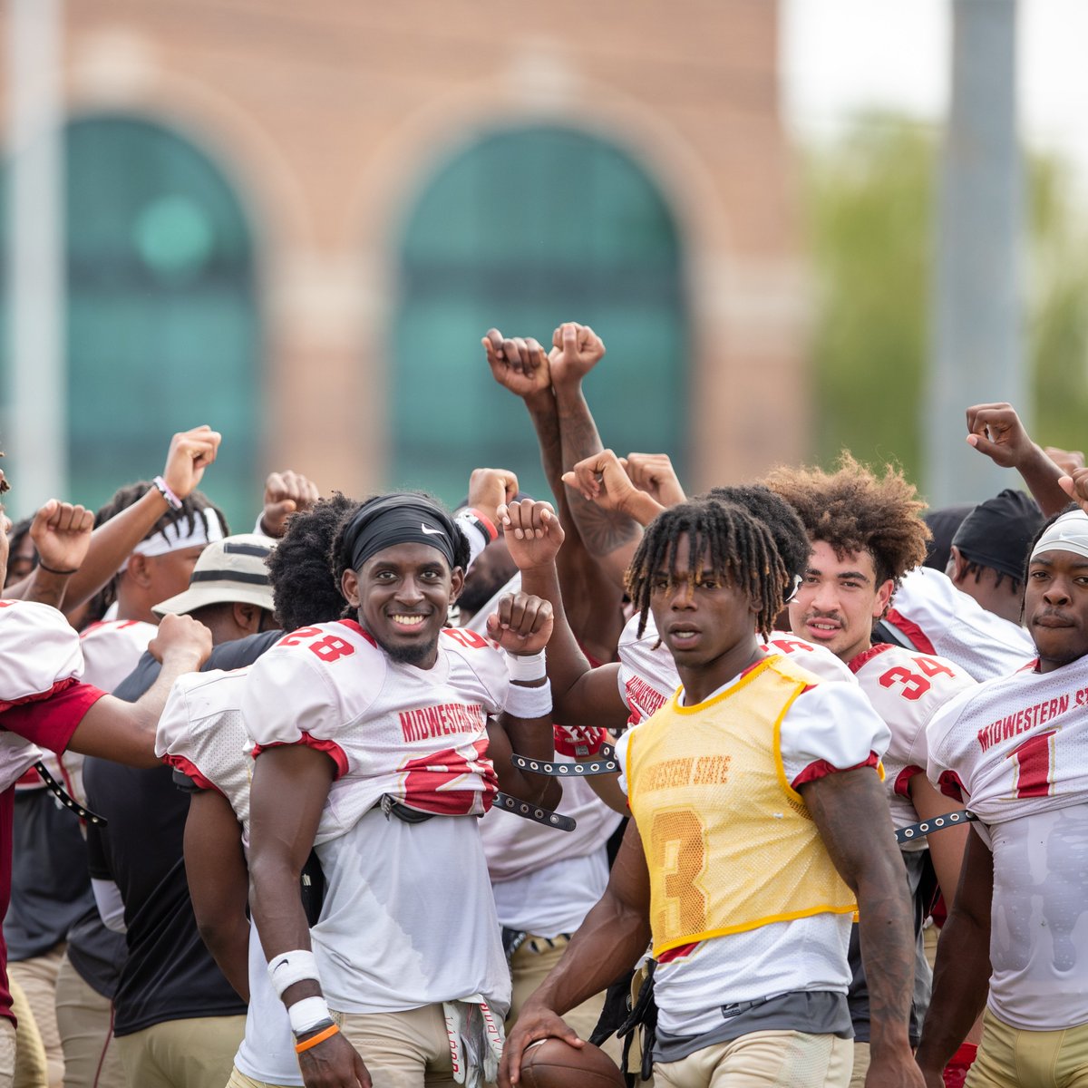 MSUMustangs's tweet photo. 📷 | Day 3
🌡️ | 111 degrees
Countdown to Game Day | 24 days

#StangGang https://t.co/ffK5ogcKX1