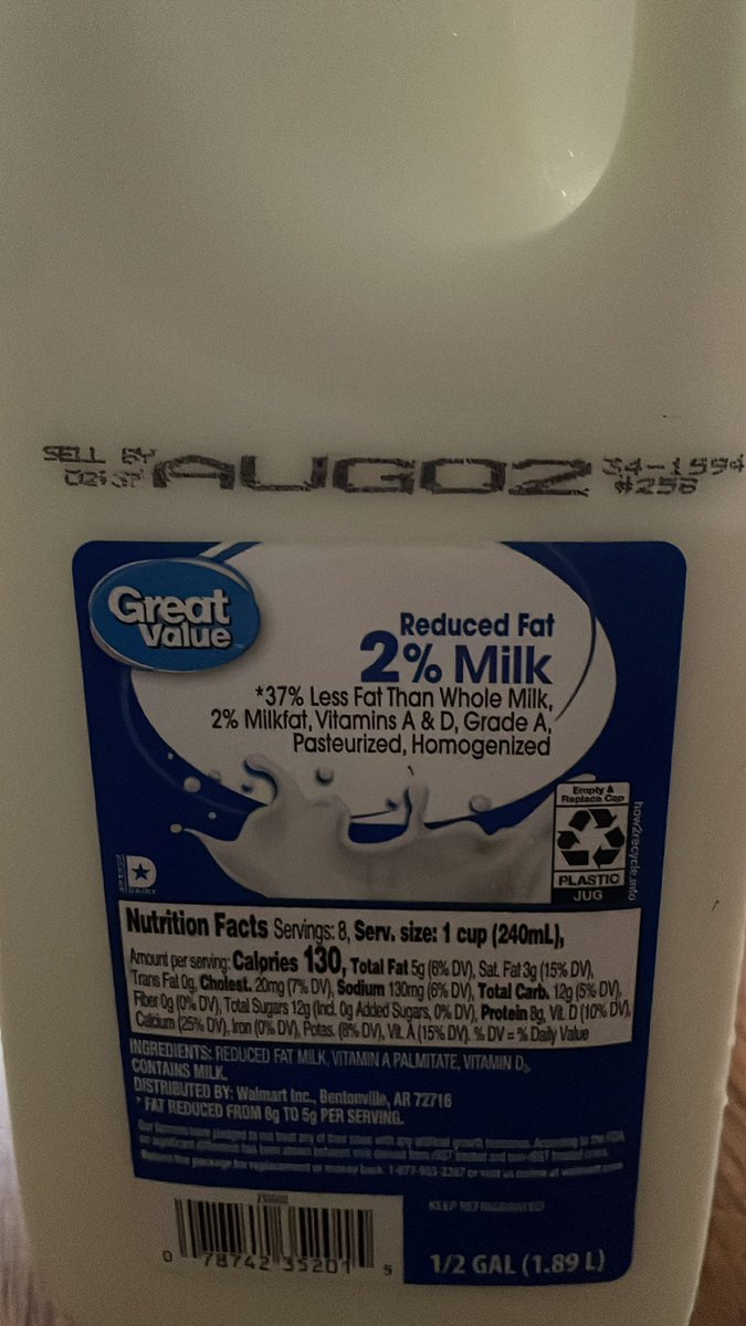 EXPIRED MILK delivered 8/9/23. By @Walmart delivery ap 
#WALMARTFAIL