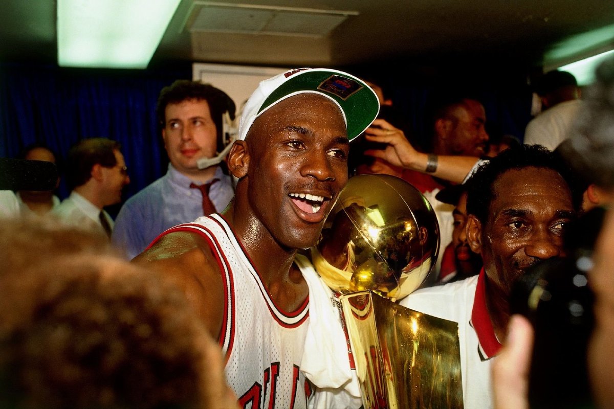 SinceroJordan's tweet photo. My G.O.A.T 🐐 https://t.co/cWOEPkttKG