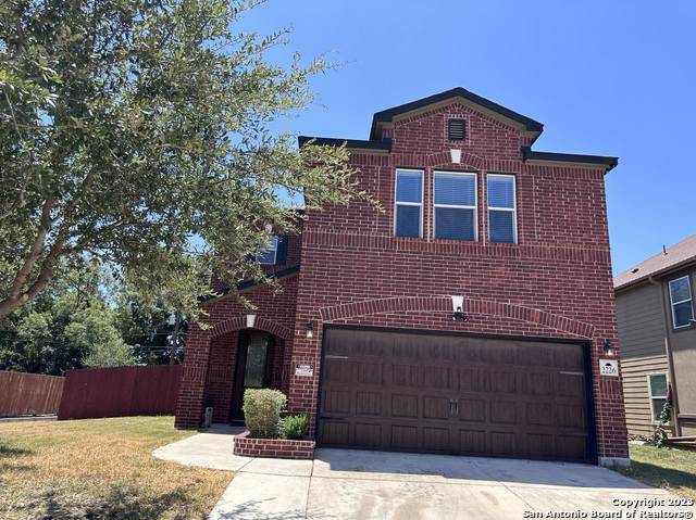 mayreed's tweet photo. 2226 Sunbend Fls, San Antonio, TX 78224-2291 just hit the market!
Take a look at this awesome space: https://t.co/Z5IgSwqTvj https://t.co/WOEYGDE4Gy