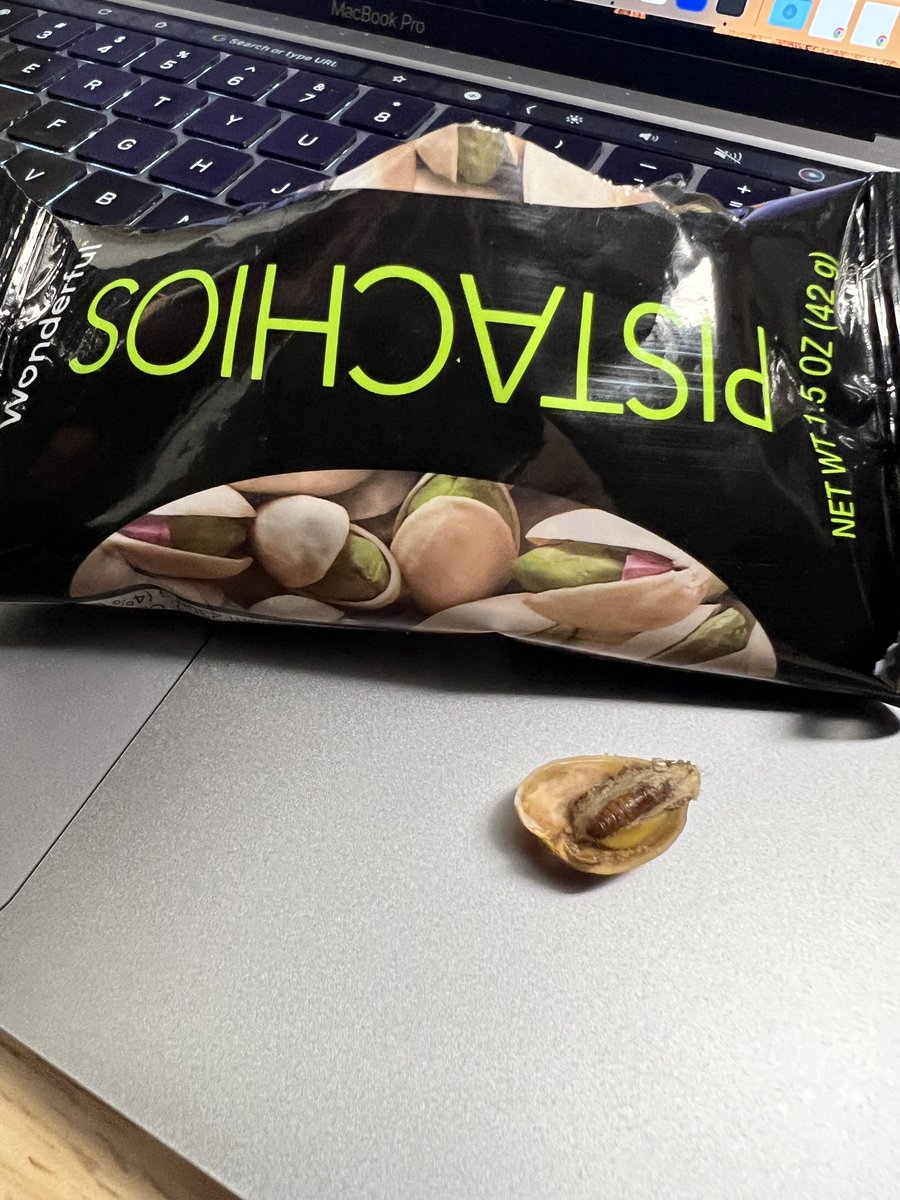 caroogie's tweet photo. JUST FOUND A CARCASS IN MY @WonderfulNuts  PISTACHIOS! No words other than I am absolutely horrified, disgusted and disturbed. NEVER will I EVER reach my hand for these again. #NotSoWonderful https://t.co/3uqEP148Gh