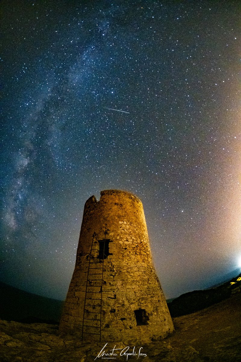 martaas1991's tweet photo. ☄️ night of August 9 first Pleiades (vistes més de 10, dues espectaculars)

9 d’agost de 2023

#torrevigia #capblanc #mallorca #IllesBalears #vanguardworldes #fujifilm_es #universomallorca #astrophotography #shootingstars #pleiades #pleyades #llàgrimesdesantllorenç https://t.co/mnm69Ikzs3