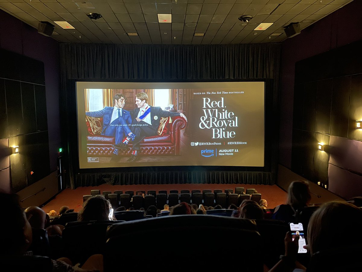 DDubuiss's tweet photo. Here we goooooooo ❤️💙♥️💙 @RWRBonPrime @RWRBNews @AMCTheatres https://t.co/P2PtBzUv8q