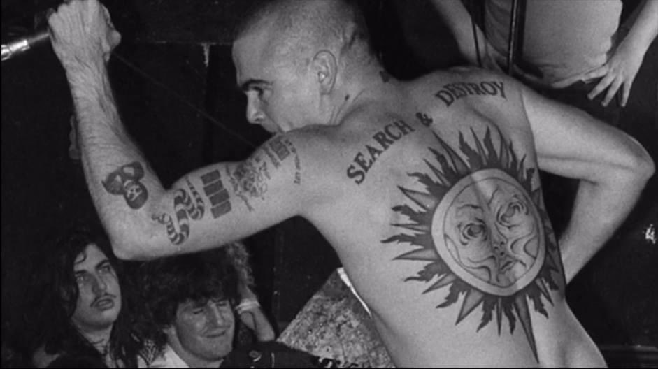 Daggerboy tweet media