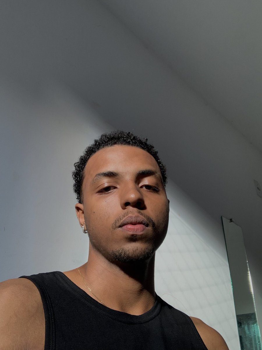 ogabs tweet media