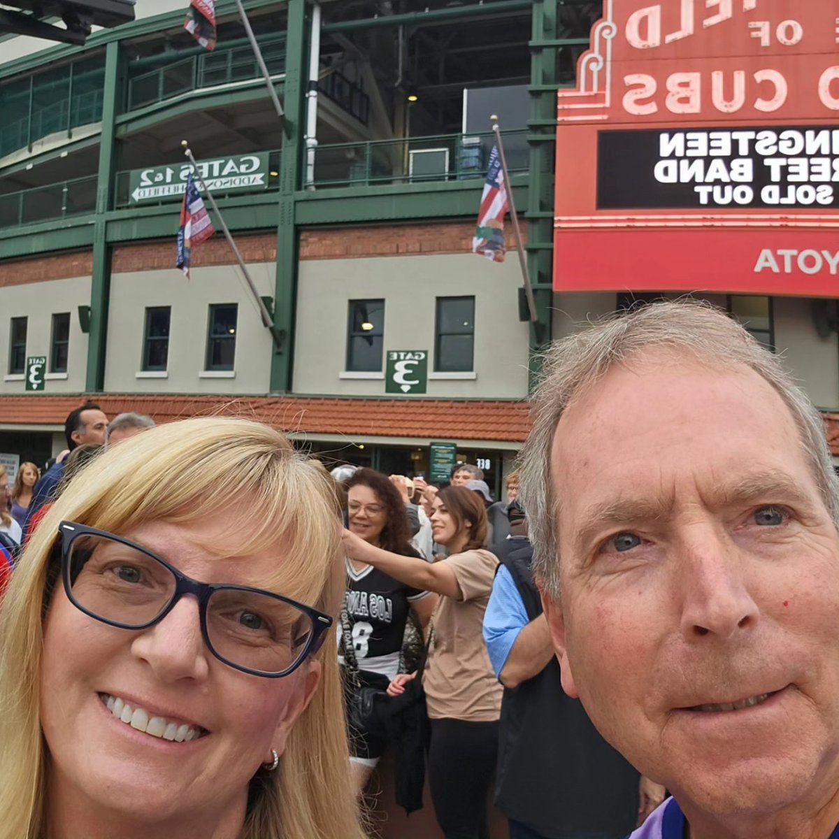 JenieneC's tweet image. First time in Chicago for me. Excellent Mothers Day present.  #brucespringsteen #wrigleyfield #springnuts