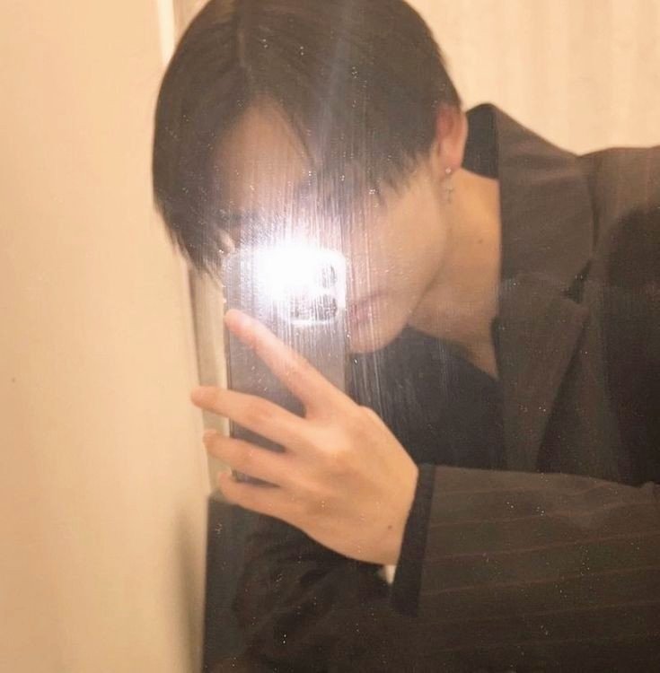 tomatofrog__'s tweet image. [ d4 ] ˖◛⁺⑅

 hii I'm lia and I'm looking for #moots !

— she/her ; infp ; '09
— not new to #kpoptwt &amp;amp; #stantwt
— nwjns, lessera, enha, ive, skz, twice, bp +
— any fandom is welcome !

♡ / ↺ are appreciated ; to spread ^^