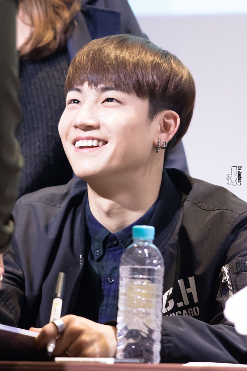 Limkae_Def's tweet photo. Morning☀️
Have a nice day🌈
Love you💙

#นับวันรอเจบีD190 
@jaybnow_hr #JAYB https://t.co/uou2B90rAD