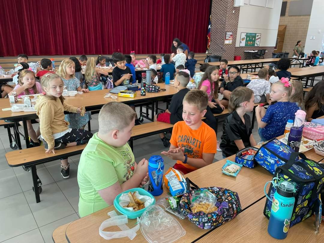 Timber Lakes Elementary tweet media